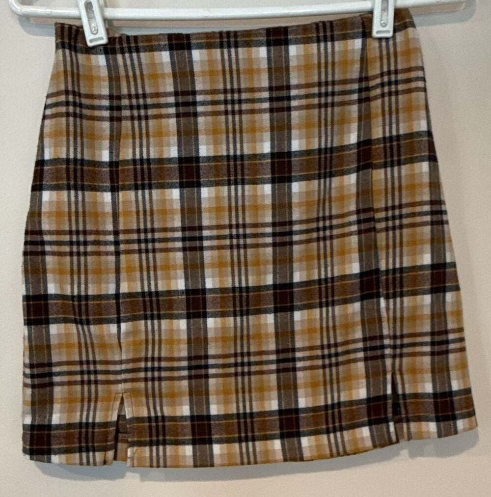 Love On A Hanger Plaid Skirt Size 3 Brown Yellow Mini Slit